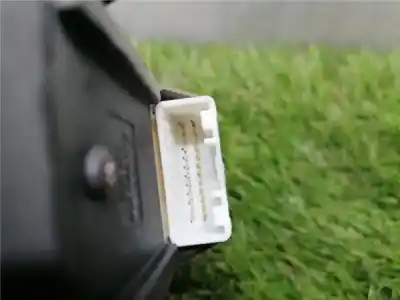 Pezzo di ricambio per auto di seconda mano interruttore alzacristalli anteriore sinistro per toyota corolla (e12) sin ficha riferimenti oem iam   