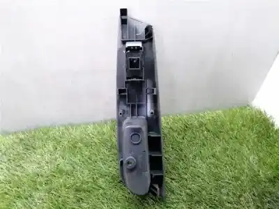 Pezzo di ricambio per auto di seconda mano interruttore alzacristalli anteriore destro per toyota corolla (e12) sin ficha riferimenti oem iam   