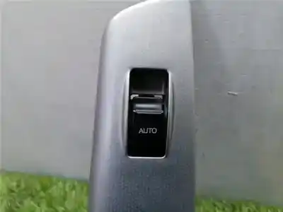 Pezzo di ricambio per auto di seconda mano interruttore alzacristalli anteriore destro per toyota corolla (e12) sin ficha riferimenti oem iam   