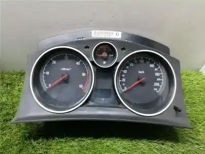 Second-hand car spare part DASHBOARD for OPEL ASTRA H BERLINA  OEM IAM references 13225988  13225988