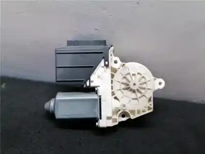 Second-hand car spare part RIGHT FRONT WINDOW MOTOR for SEAT IBIZA (6L1) 1.4 16V OEM IAM references 104383101  