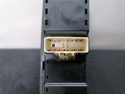 Pezzo di ricambio per auto di seconda mano interruttore alzacristalli anteriore sinistro per chevrolet captiva 2.4 ls riferimenti oem iam   