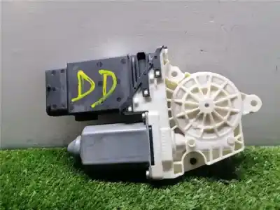 Peça sobressalente para automóvel em segunda mão Motor Elevador Vidro Dianteiro Direito por SEAT LEON (1M1) 1.9 SDI Referências OEM IAM S0004281101  105415301