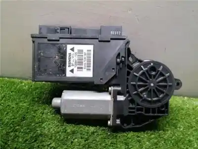 Second-hand car spare part Left Front Window Motor for AUDI A4 BERLINA (8E) 1.9 TDI (96kW) OEM IAM references 5WK47006CBF  0130821764