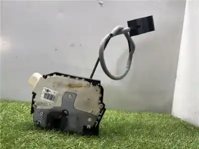 Second-hand car spare part front right door lock for mini mini (r56) 1.4 16v cat oem iam references 2752596 07  2752596 07