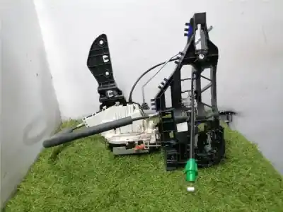 Peça sobressalente para automóvel em segunda mão Fechadura Da Porta Dianteira Esquerda por FIAT FREEMONT (345) 2.0 16V Multijet CAT Referências OEM IAM P04589913AD  P04589913AD