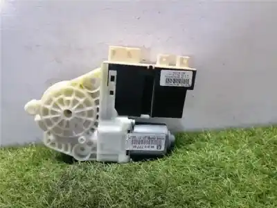 Peça sobressalente para automóvel em segunda mão Motor Elevador Vidro Dianteiro Esquerdo por CITROEN C4 COUPE 1.6 HDi CAT (9HY / DV6TED4) Referências OEM IAM 965484100  9681577780