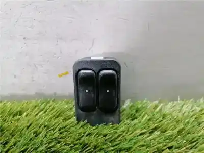 Second-hand car spare part Left Front Power Window Switch for OPEL MERIVA NO FICHA OEM IAM references 13363202  13363202