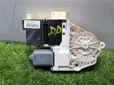 Автозапчасти б/у МОТОР СТЕКЛА ПЕРЕДНЕГО ПРАВОГО за CITROEN C4 BERLINA  ссылки OEM IAM 997831101  996388102