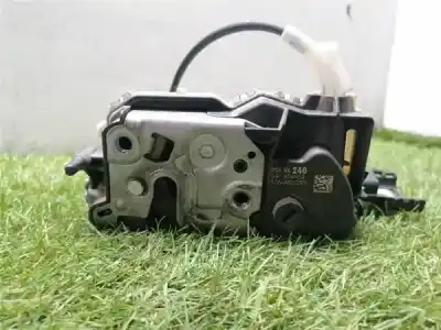 Pezzo di ricambio per auto di seconda mano serratura porta anteriore destra per citroen c3 1.0 vti riferimenti oem iam a04959  006246