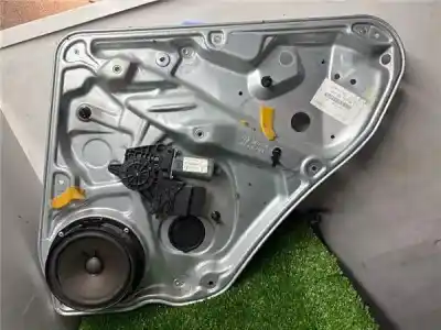 Peça sobressalente para automóvel em segunda mão Elevador De Vidros Traseiro Direito por SKODA SUPERB I (3U4) 1.9 TDI Referências OEM IAM 3B5839756C  3U5839752CM