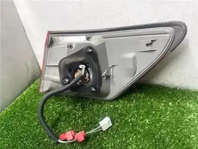 Peça sobressalente para automóvel em segunda mão farolim traseiro esquerdo por lexus is (ds2/is2) 2.2 220d [2.2 ltr. - 130 kw d-cat] referências oem iam   