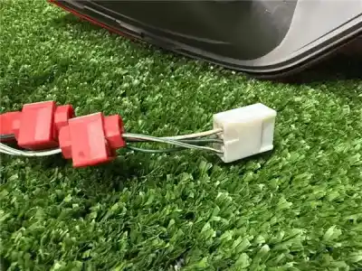 Peça sobressalente para automóvel em segunda mão farolim traseiro esquerdo por lexus is (ds2/is2) 2.2 220d [2.2 ltr. - 130 kw d-cat] referências oem iam   