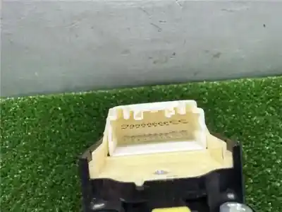 Second-hand car spare part left front power window switch for lexus is (ds2/is2) 2.2 220d [2.2 ltr. - 130 kw d-cat] oem iam references 8404053081  8404053081