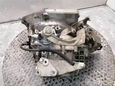 Second-hand car spare part gearbox for opel vectra c berlina 1.9 cdti oem iam references 55192042  m32