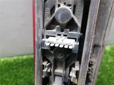 Peça sobressalente para automóvel em segunda mão farolim traseiro direito por opel combo 1.3 16v cdti referências oem iam   