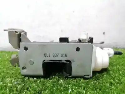 Peça sobressalente para automóvel em segunda mão fechadura da porta dianteira direita por audi a3 (8l) 1.8 ambiente referências oem iam 8l1837016  8l1837016