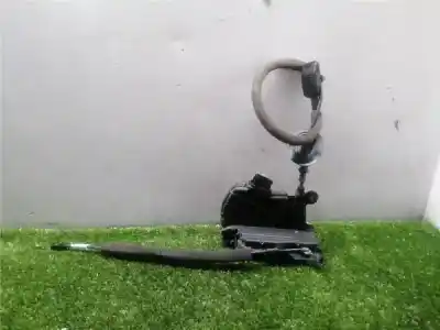 Second-hand car spare part REAR RIGHT DOOR LOCK for RENAULT CLIO IV (BH_) 1.2 16V OEM IAM references 825002104R  