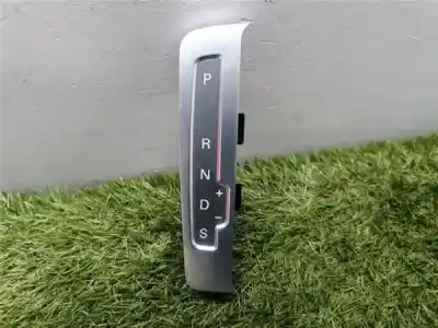 Peça sobressalente para automóvel em segunda mão Forra Da Alavanca De Velocidades por AUDI Q5 (8R) Q5 2.0 TDI Referências OEM IAM 8K1713463  8K1713463