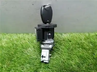 Pezzo di ricambio per auto di seconda mano Interruttore Di Avviamento per RENAULT MODUS / GRAND MODUS (F/JP0_) 1.5 DCI (FP0F, JP0F) Riferimenti OEM IAM 216738847BT  8200214173D