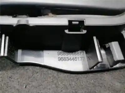 Peça sobressalente para automóvel em segunda mão puxador interior traseiro esquerdo por citroen c3 1.0 vti referências oem iam 9683446177  9683446877
