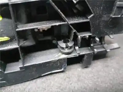 Peça sobressalente para automóvel em segunda mão puxador interior traseiro esquerdo por citroen c3 1.0 vti referências oem iam 9683446177  9683446877