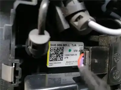 Second-hand car spare part interior light for cupra leon (kl1) híbrido basis e-hybrid [híbrido 150 kw ( 1.4 ltr. - 110 kw tsi)] oem iam references 5q0951172a  5h0959561l