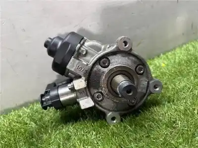 Peça sobressalente para automóvel em segunda mão BOMBA DE INJEÇÃO por VOLKSWAGEN GOLF VII BERLINA (BQ1/BE2) 2.0 GTD BMT/Start-Stop [2.0 Ltr. - 135 kW TDI] Referências OEM IAM 04L130755E  