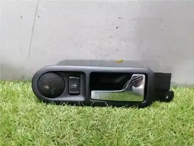 Peça sobressalente para automóvel em segunda mão PUXADOR INTERIOR TRASEIRO DIREITO por VOLKSWAGEN GOLF IV BERLINA (1J1) 1.6 16V FSI CAT (BAD) Referências OEM IAM 1J4839114C  