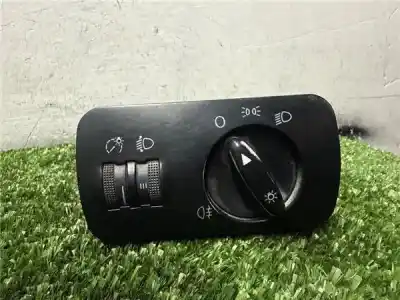 Peça sobressalente para automóvel em segunda mão Comutador De Luzes por SEAT LEON (1M1) 1.9 TDI Referências OEM IAM 1M1941531K  1M1941531K