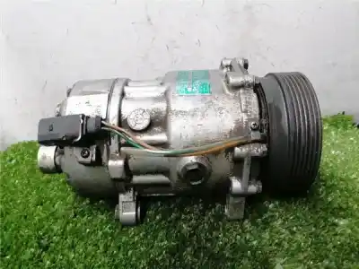 Peça sobressalente para automóvel em segunda mão COMPRESSOR DE AR CONDICIONADO A/A A/C por SEAT LEON (1M1)  Referências OEM IAM 1J0820803F  1J0820803F