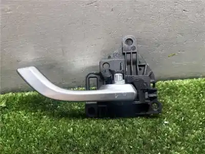 Pièce détachée automobile d'occasion POIGNÉE INTÉRIEURE AVANT DROITE pour HYUNDAI I30 (PD) 1.0 TGDI CAT Références OEM IAM 82623G4000  