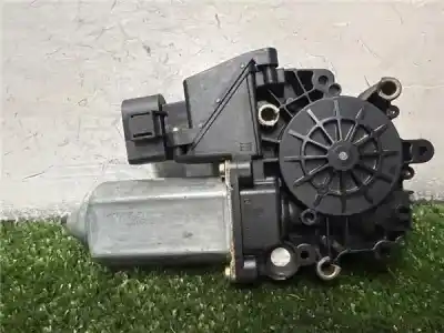 Pezzo di ricambio per auto di seconda mano MOTORE ALZACRISTALLI ANTERIORE DESTRO per AUDI A3 (8L) 1.9 TDI Ambiente Riferimenti OEM IAM 114180102  