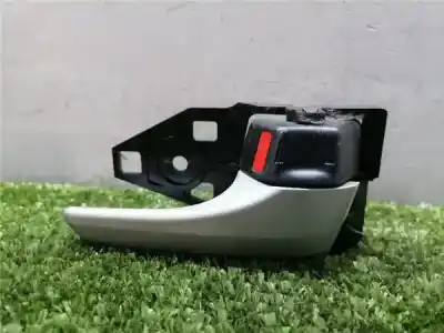 Peça sobressalente para automóvel em segunda mão PUXADOR INTERIOR DIANTEIRO DIREITO por TOYOTA PRIUS (ZVW30) (2009->) 1.8 Hybrid Referências OEM IAM   