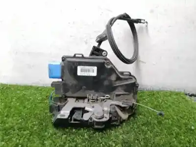 Second-hand car spare part LEFT FRONT DOOR LOCK for VOLKSWAGEN CADDY (2C) DOC. ILEGIBLE OEM IAM references 3D1837015AP  