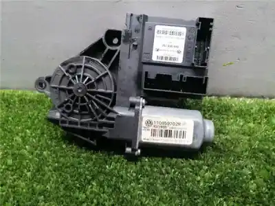 Second-hand car spare part RIGHT FRONT WINDOW MOTOR for VOLKSWAGEN CADDY (2C) DOC. ILEGIBLE OEM IAM references 1T0959702R  