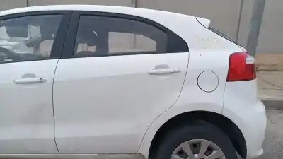 Second-hand car spare part rear left door for kia rio basic oem iam references   