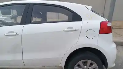 Pezzo di ricambio per auto di seconda mano porta posteriore sinistra per kia rio basic riferimenti oem iam 