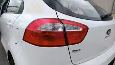 Second-hand car spare part left tailgate light for kia rio basic oem iam references   
