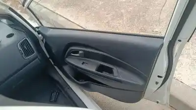 Pezzo di ricambio per auto di seconda mano rivestimento porta anteriore destro per kia rio basic riferimenti oem iam 