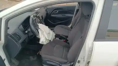 Pezzo di ricambio per auto di seconda mano sedile anteriore sinistro per kia rio basic riferimenti oem iam 