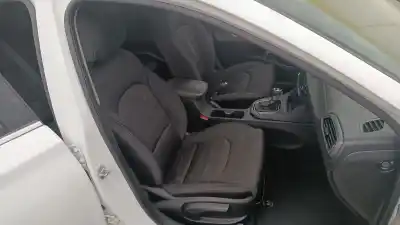 Автозапчасти б/у сиденье правое переднее за hyundai i30 fastback (pde, pden) 1.6 crdi ссылки oem iam 