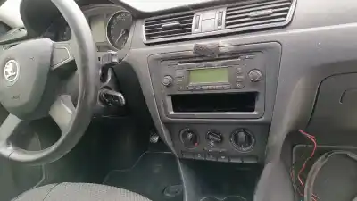 Second-hand car spare part audio system / radio cd for skoda rapid active oem iam references 