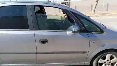 Peça sobressalente para automóvel em segunda mão porta dianteira direita por opel meriva blue line referências oem iam 