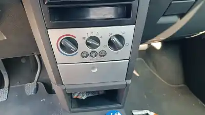 Peça sobressalente para automóvel em segunda mão comando de sofagem (chauffage / ar condicionado) por opel meriva blue line referências oem iam 