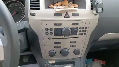 Peça sobressalente para automóvel em segunda mão sistema de áudio / rádio cd por opel zafira b cosmo referências oem iam 