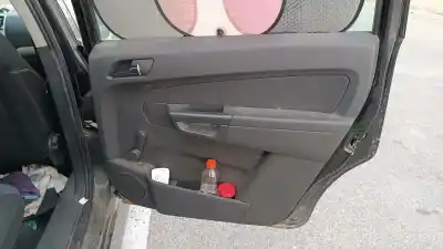 Peça sobressalente para automóvel em segunda mão forra / revestimento da porta traseira direita por opel zafira b cosmo referências oem iam 