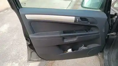 Peça sobressalente para automóvel em segunda mão forra / revestimento da porta dianteira esquerda por opel zafira b cosmo referências oem iam 