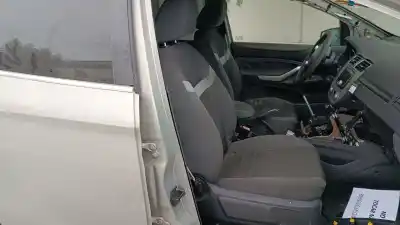 Tweedehands auto-onderdeel rechter voorstoel voor ford kuga (cbv) titanium oem iam-referenties 