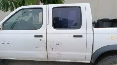 Pezzo di ricambio per auto di seconda mano porta posteriore sinistra per nissan pick-up (d22) king cab 4x4 riferimenti oem iam 
